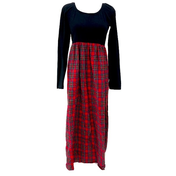 Moda International Dresses & Skirts - Vintage red paid dress size M